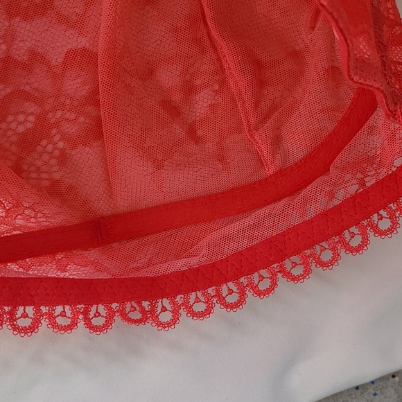 BUY 1 GET 1 FREE VICTORIA SECRET VERY SEXY BRA - Picture 9 of 12